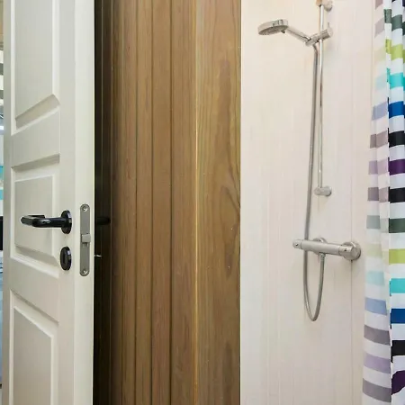 Three-bedroom Holiday In 10 Vakantiehuis Hejls